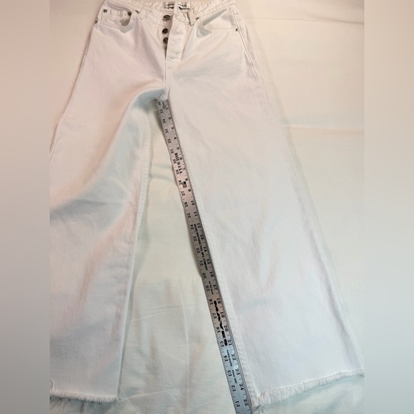 Reformation Fawcett Jean White Cropped Raw Hem Womens 25 - Picture 11 of 11